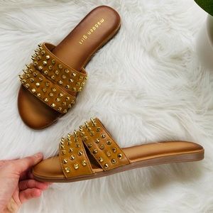 farroh sandal madden girl